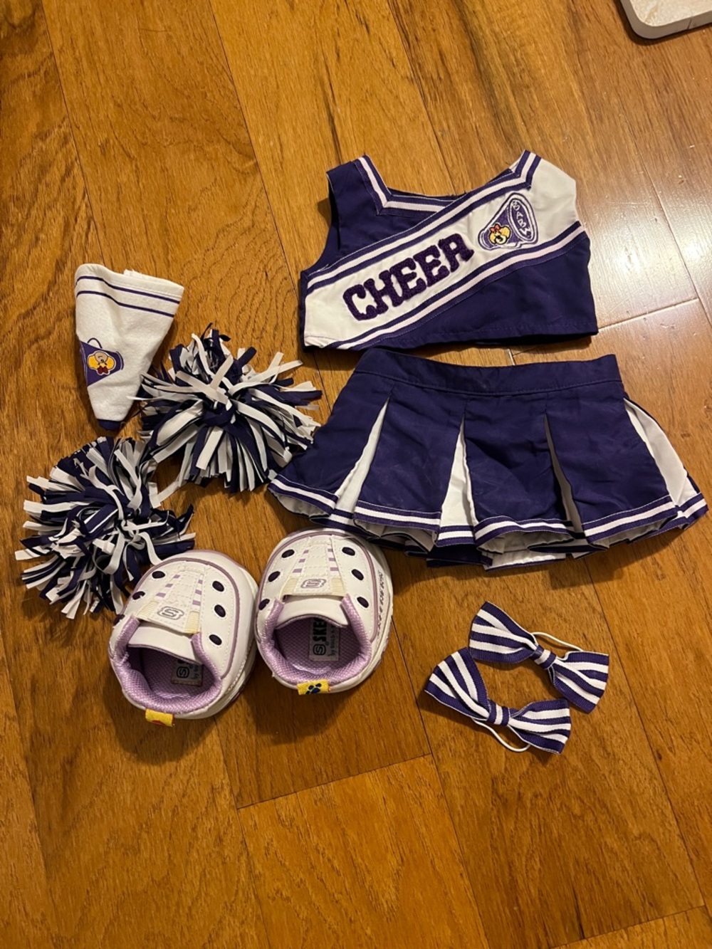 BUILD-A-BEAR cheerleading outfit